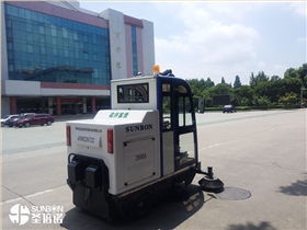 环卫扫地机解决公园景区满地落花清扫难题 环卫扫地机解决公园景区满地落花清扫难题