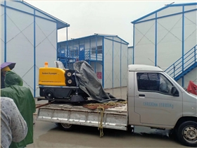 小型扫地车进驻中亿丰建设集团 小型扫地车进驻中亿丰建设集团