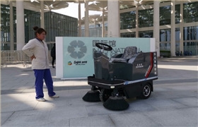 小型电动扫地车走进2019北京世园会 小型电动扫地车走进2019北京世园会