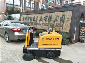 小型扫地车哪个好 小型扫地车哪个好