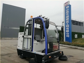 电动扫地机进驻河南驻马店某建材厂 电动扫地机进驻河南驻马店某建材厂