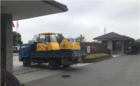  恒行6电动扫地车在东莞制药厂区试扫效果