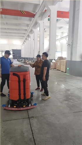 洗地车：提升清洁效率的智能选择