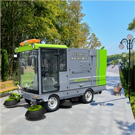 路面垃圾清扫车