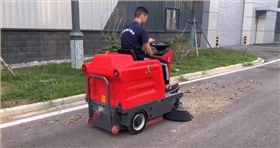 小型车间仓库清扫机