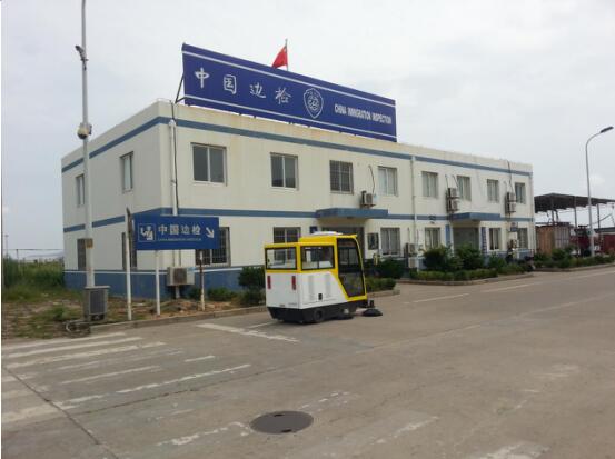 恒行6电动清扫车边检应用