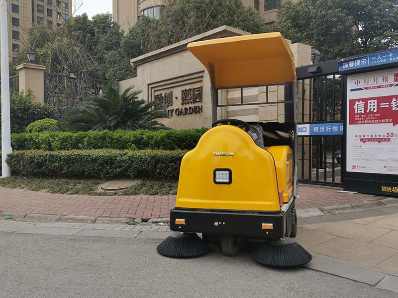 适合物业保洁用的洒水电动清扫车 适合物业保洁用的洒水电动清扫车