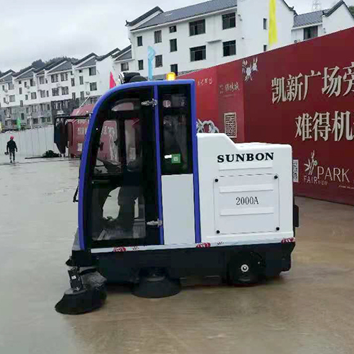 新能源扫地车