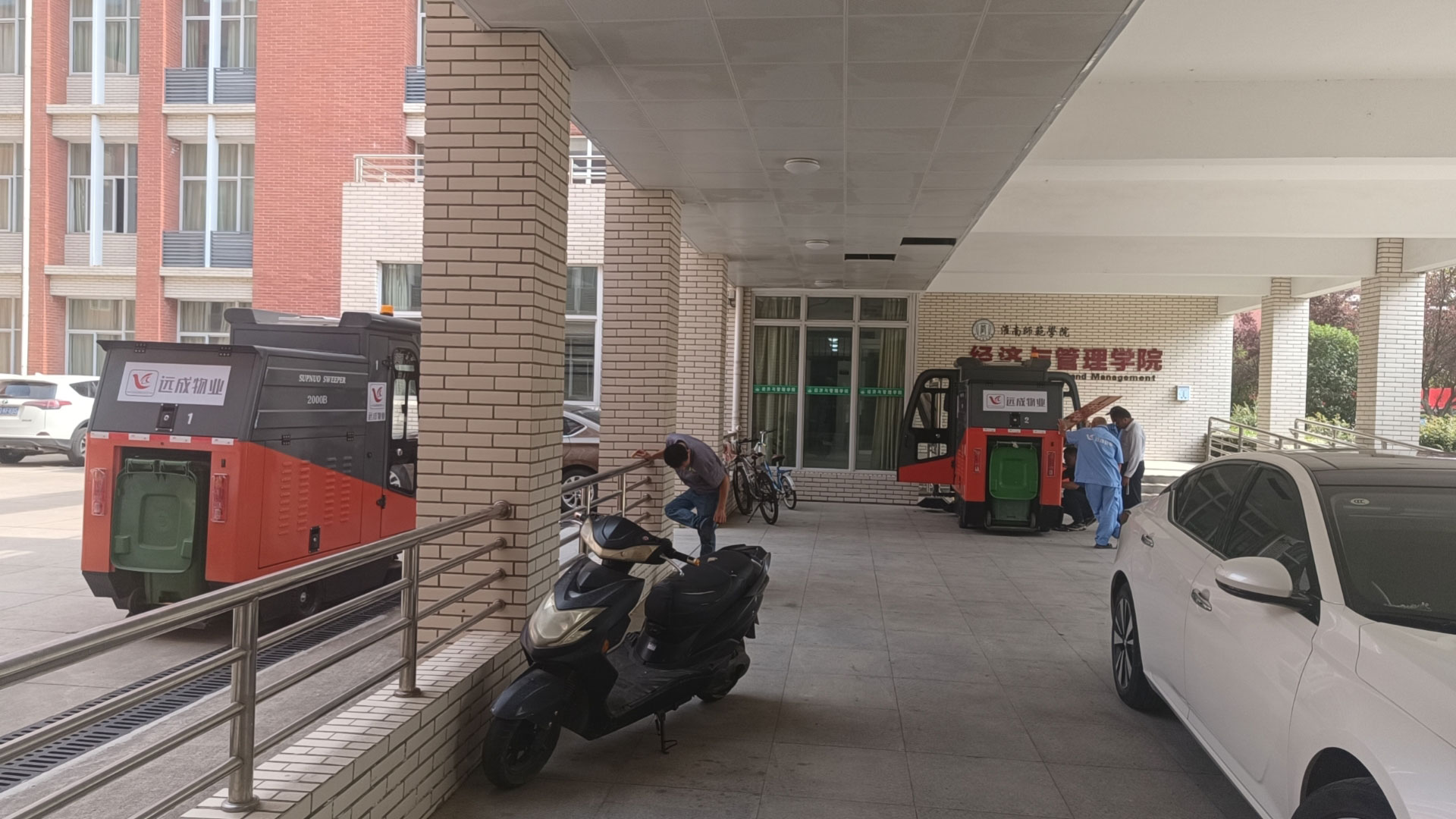 清扫车：城市清洁的重要帮手